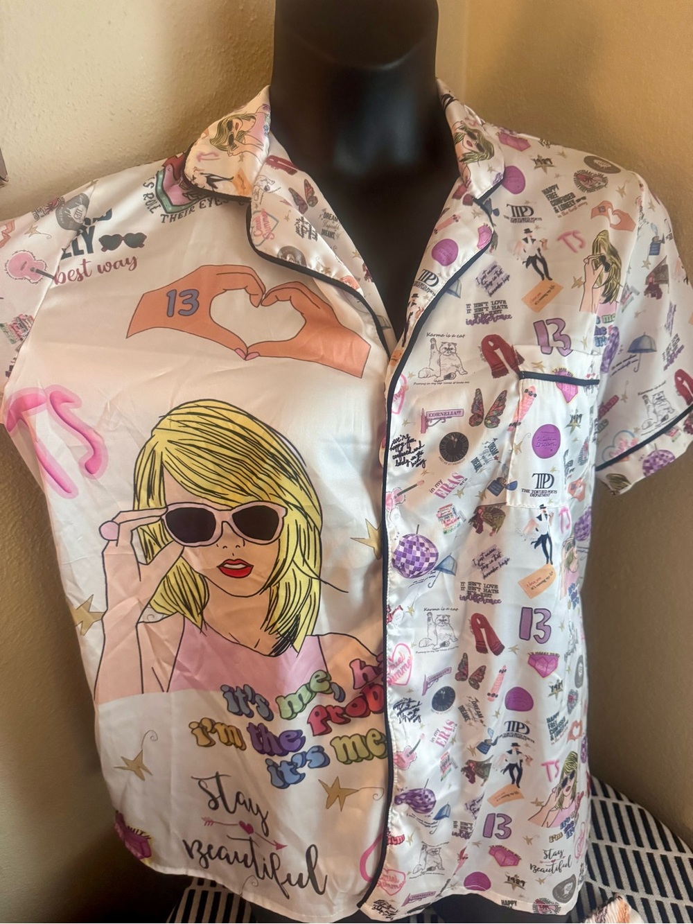 Taylor Swift Satin Short Sleeve Button Pajama Top and Drawstring Shorts. NWOT